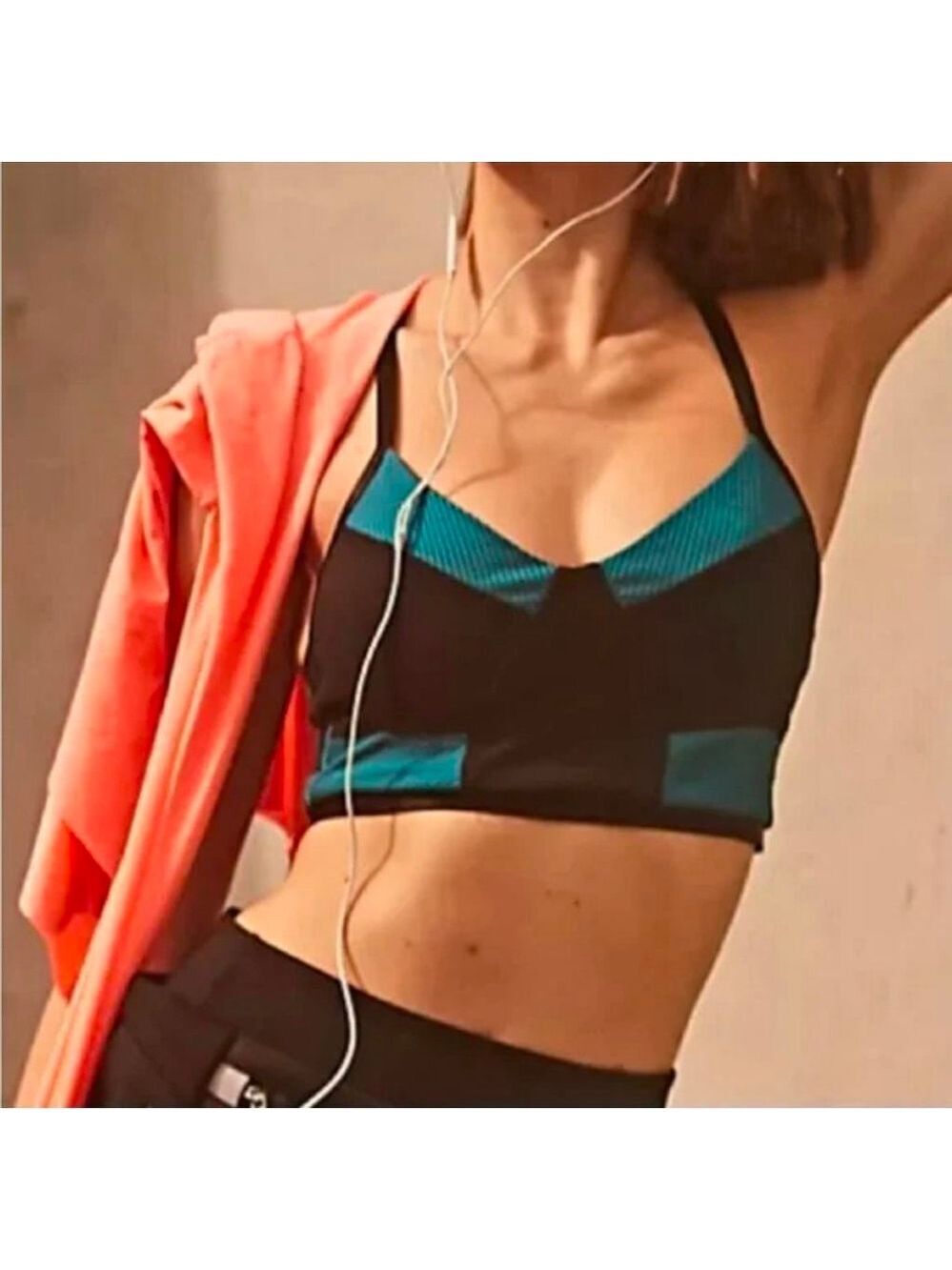 NWOT Free People Movement Ticket To Paradise Sports Bra Size Large